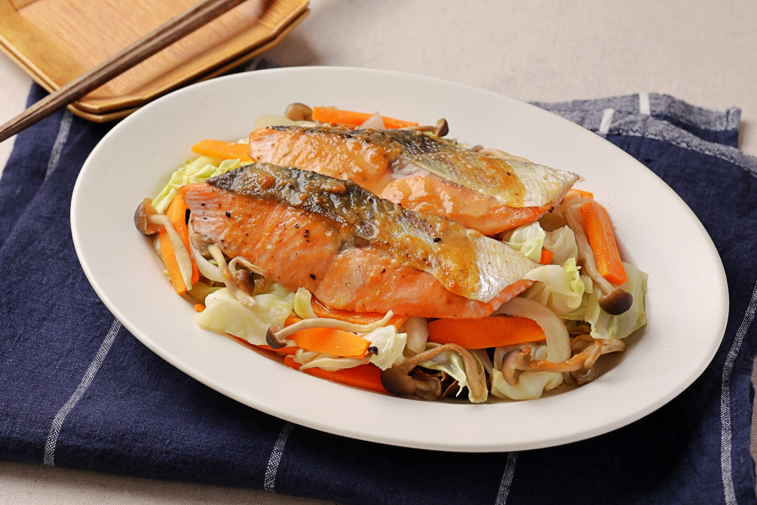 焼魚 塩銀鮭（甘口）昆布だし | オーケーネットスーパー 食料品